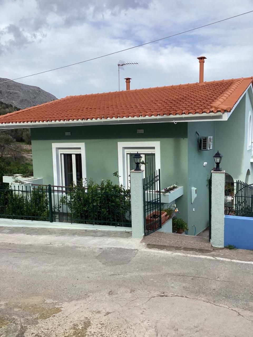 Villa Depys' View Vrontádos Exterior foto